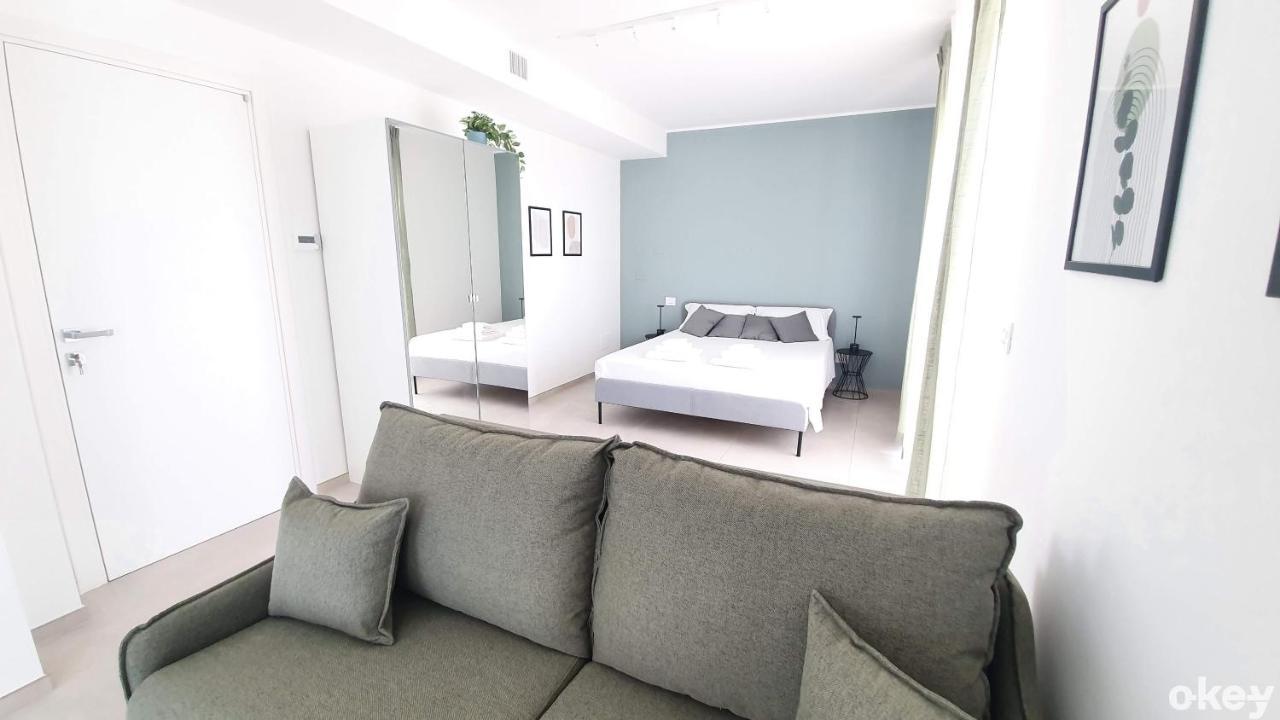 Villa Mediterranea Apartments - Seaview, Pool & Garden باري المظهر الخارجي الصورة