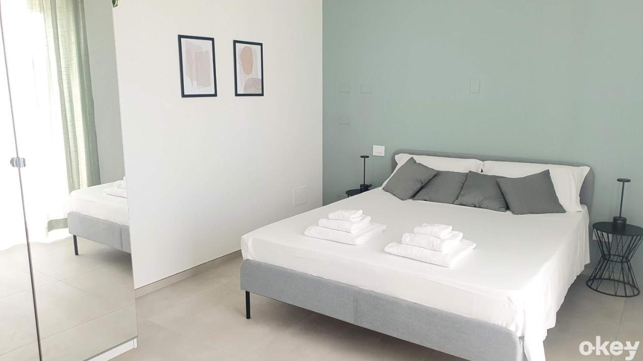 Villa Mediterranea Apartments - Seaview, Pool & Garden باري المظهر الخارجي الصورة