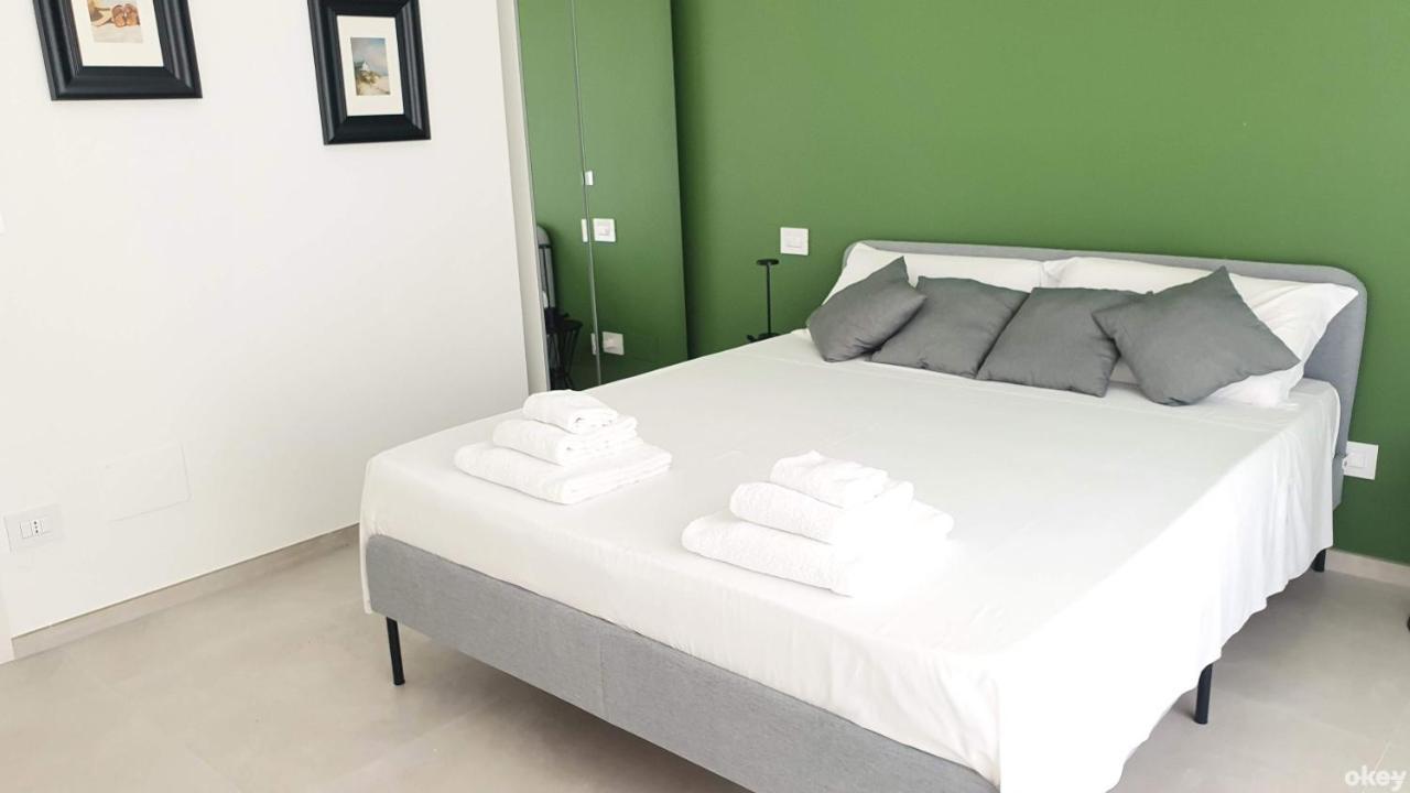 Villa Mediterranea Apartments - Seaview, Pool & Garden باري المظهر الخارجي الصورة