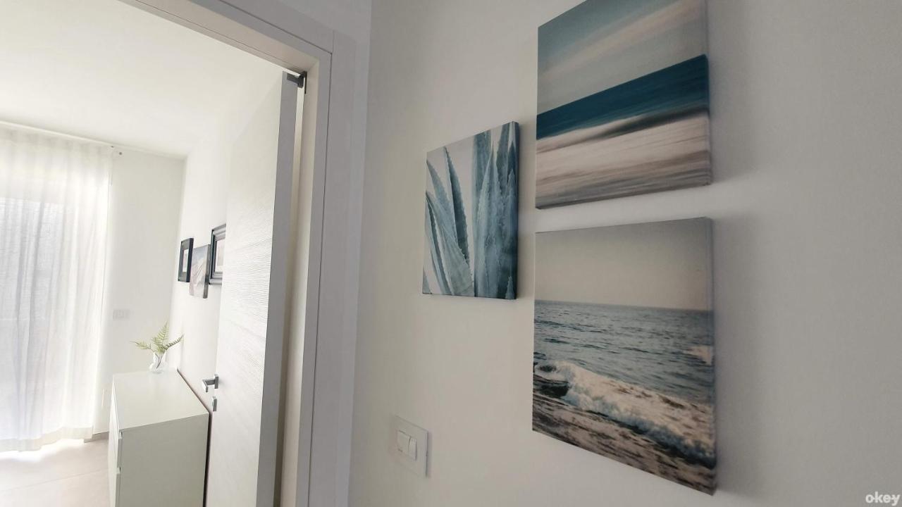 Villa Mediterranea Apartments - Seaview, Pool & Garden باري المظهر الخارجي الصورة
