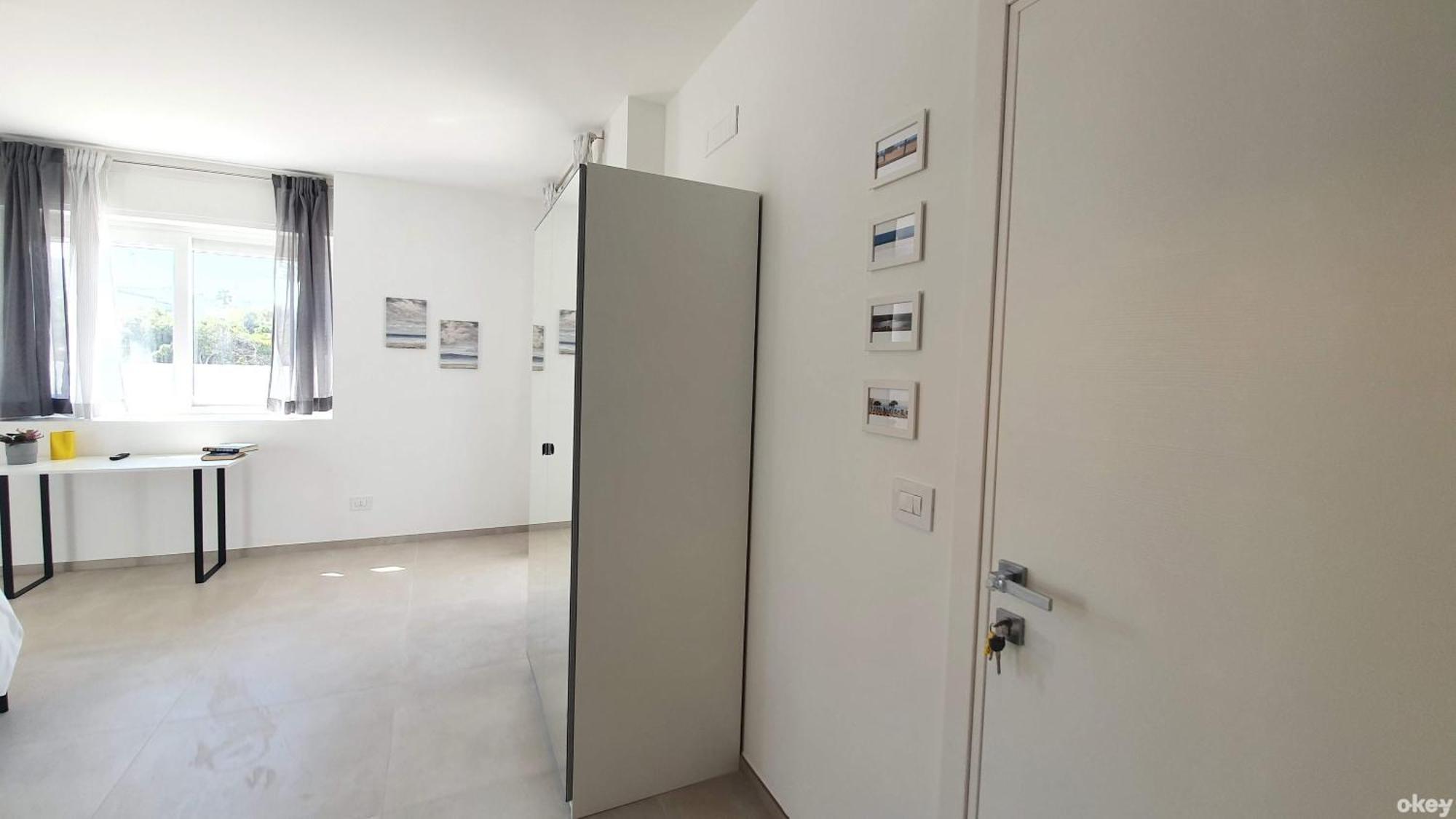 Villa Mediterranea Apartments - Seaview, Pool & Garden باري المظهر الخارجي الصورة