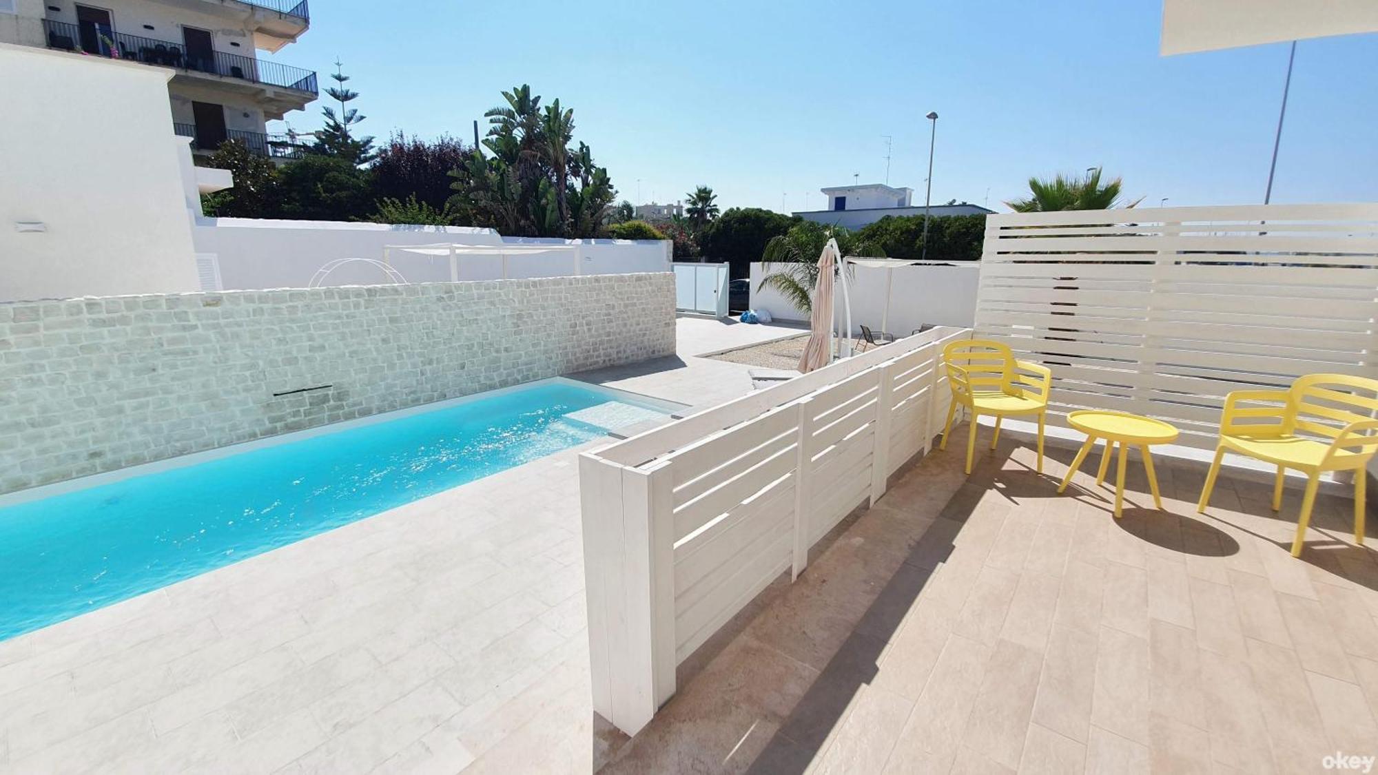 Villa Mediterranea Apartments - Seaview, Pool & Garden باري المظهر الخارجي الصورة