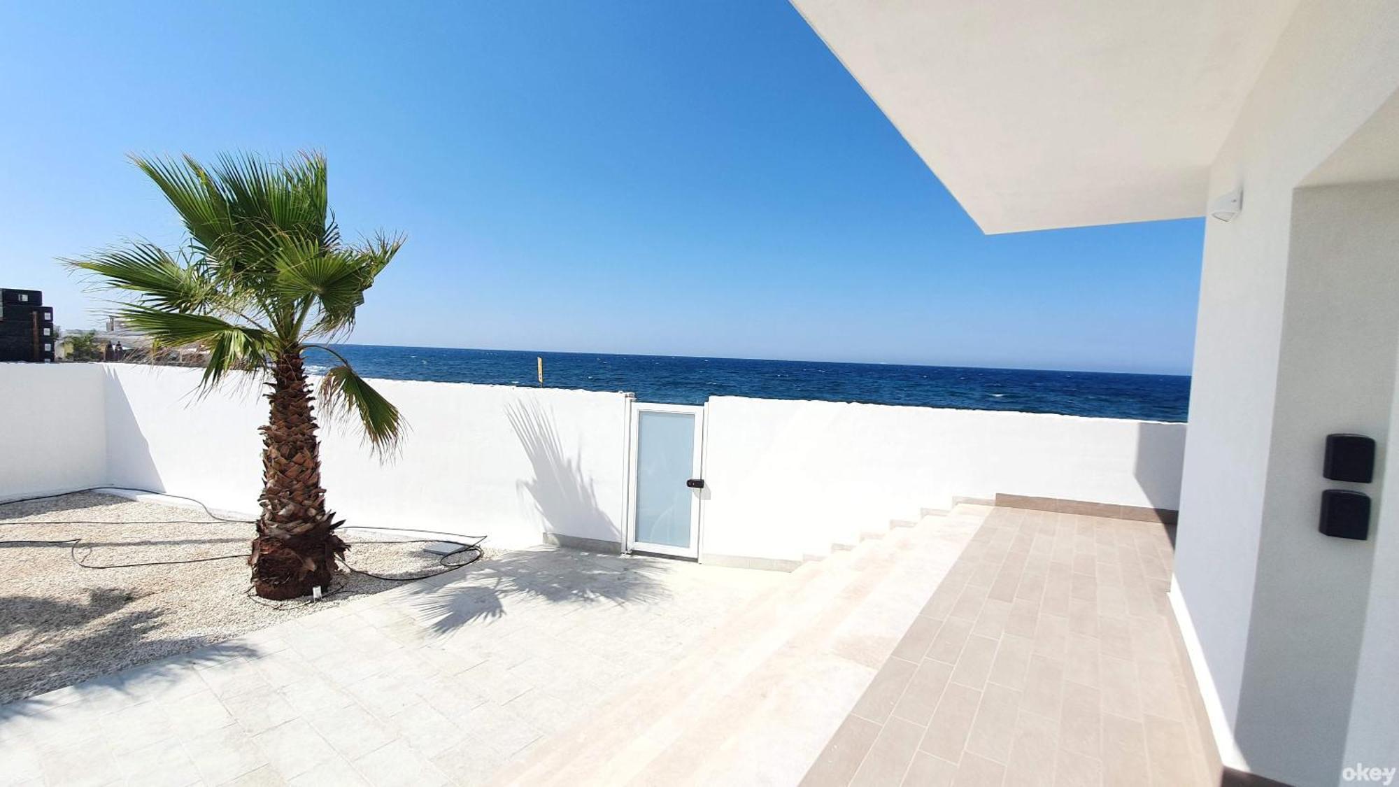Villa Mediterranea Apartments - Seaview, Pool & Garden باري المظهر الخارجي الصورة