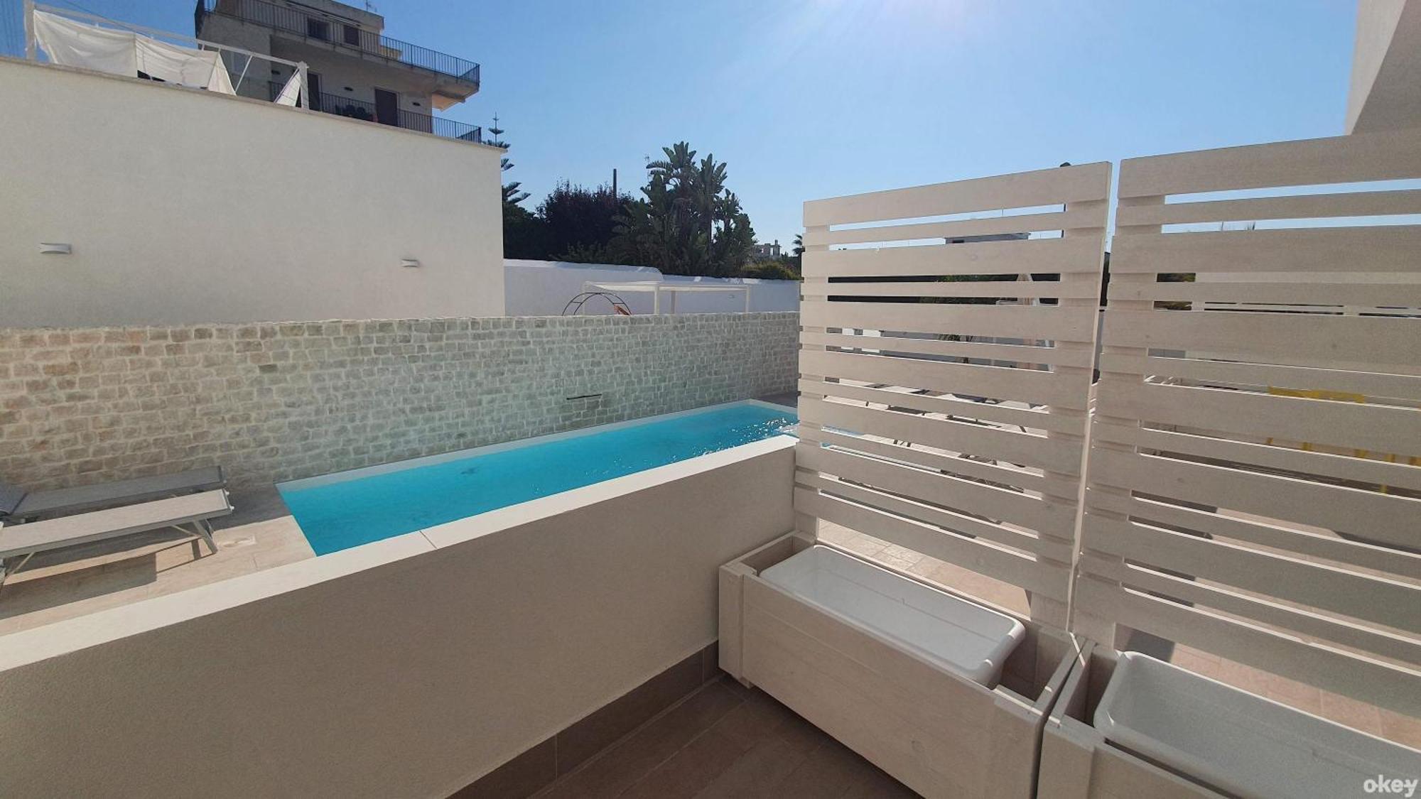 Villa Mediterranea Apartments - Seaview, Pool & Garden باري المظهر الخارجي الصورة
